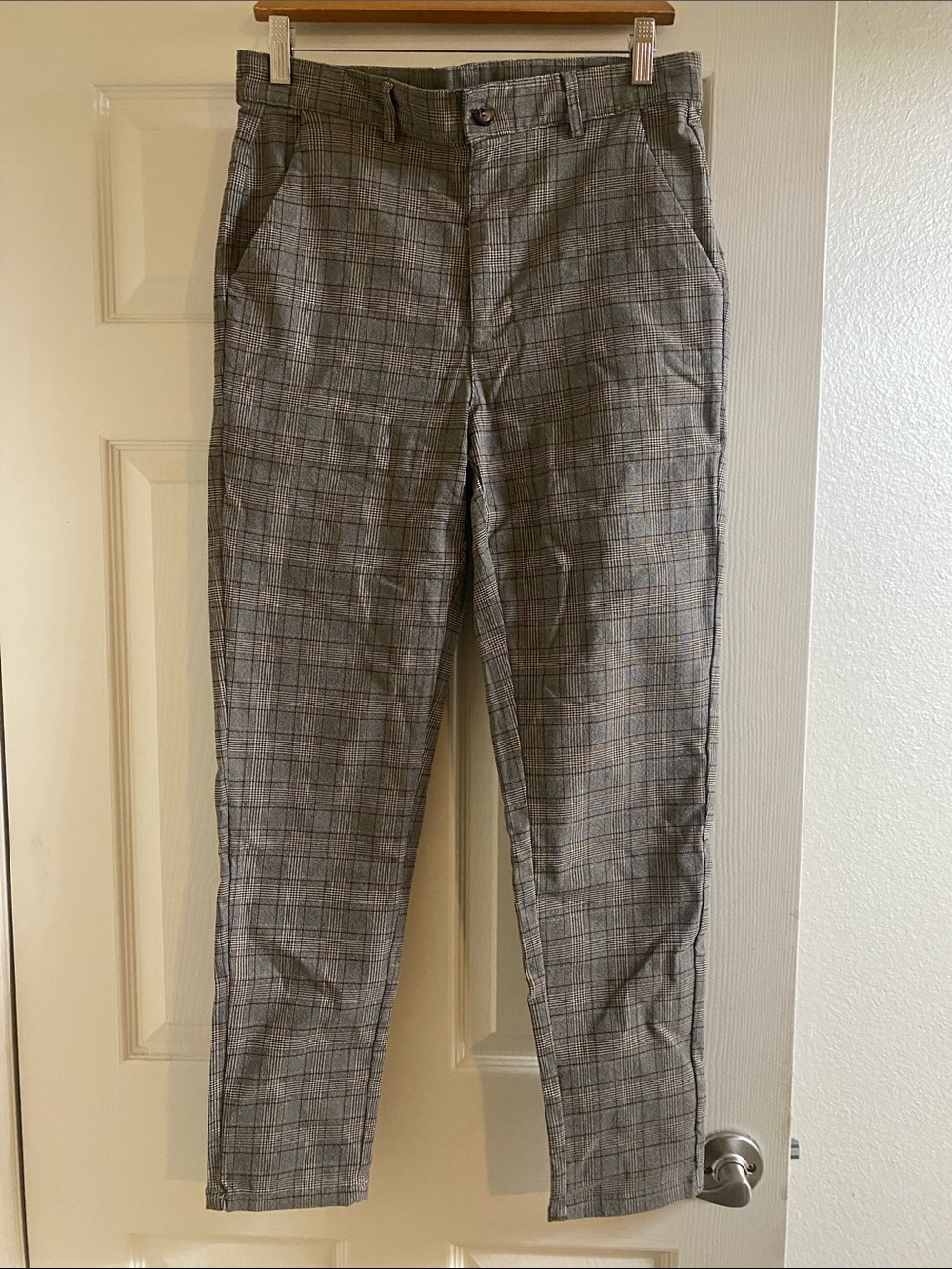 Men's Gray Plaid Chinos